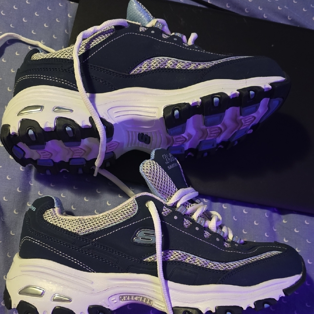 Skechers Women's Dark Blue and White Sneakers - Picture 8 of 9